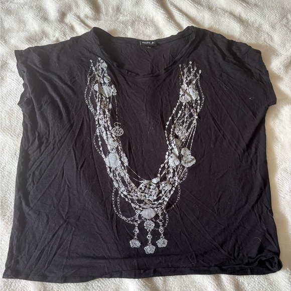 Allen B. By Allen Schwartz Tops - Allen B. By Allen Schwartz Black Short Sleeve Tee